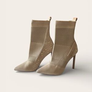 Steve Madden Beige Knit Heeled Boots